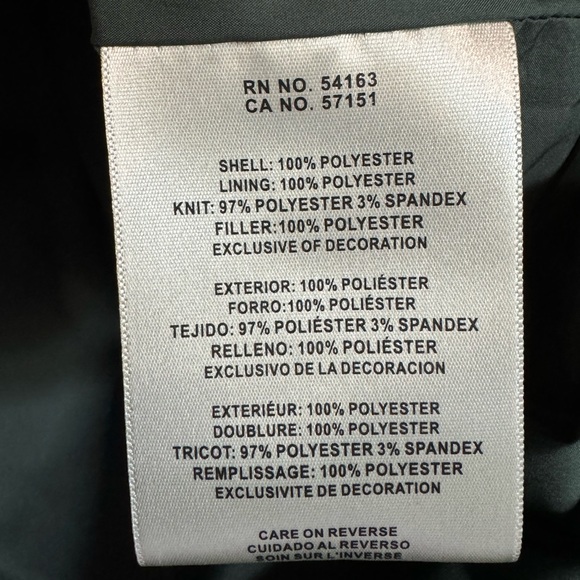 Levi’s Women’s Box Quilted Puffer Jacket Green Size M NWT - Picture 17 of 17